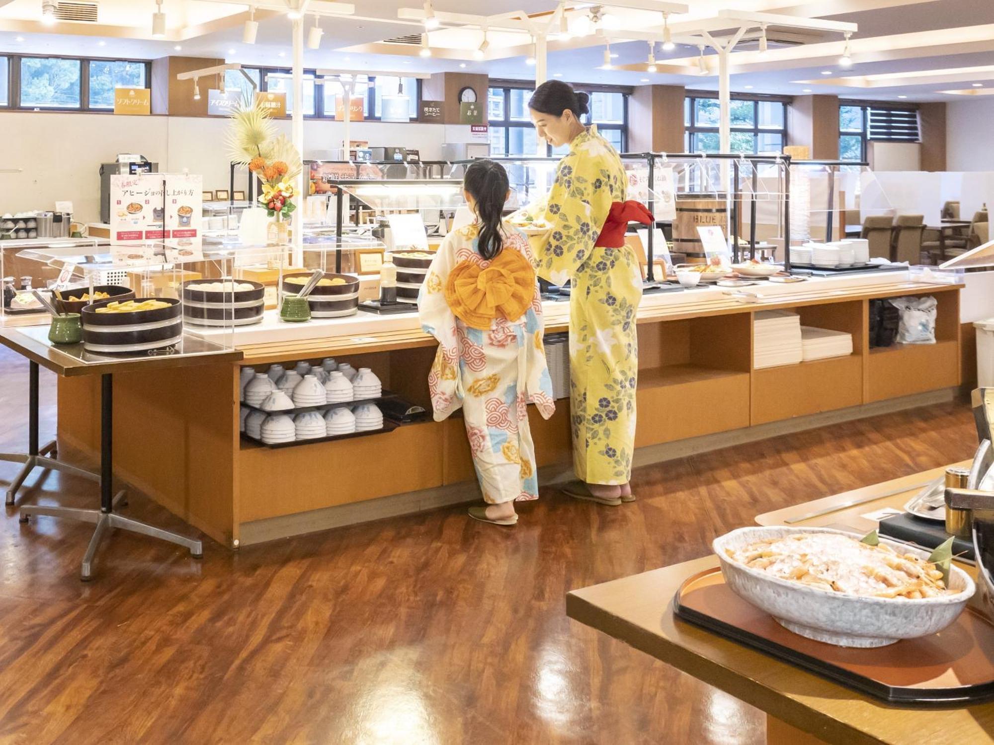 Ooedo Onsen Monogatari Ureshinokan酒店 外观 照片