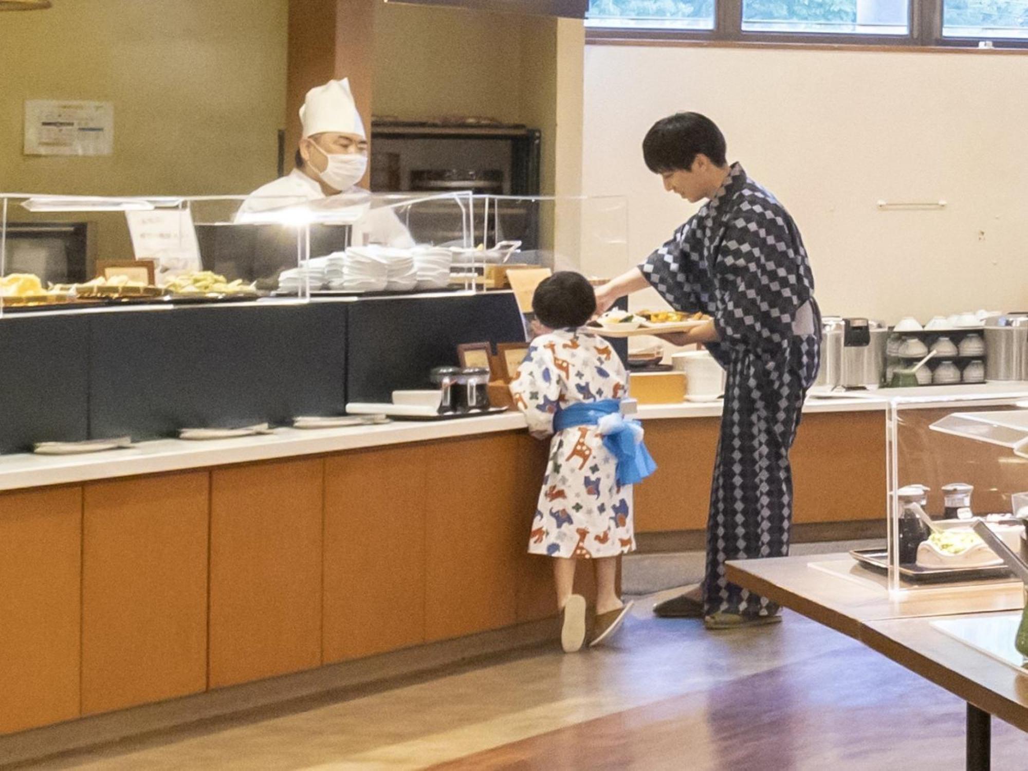 Ooedo Onsen Monogatari Ureshinokan酒店 外观 照片